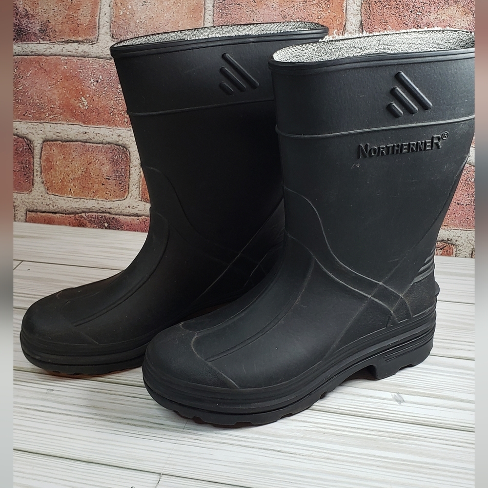 Northerner Black rubber boots kids size 11